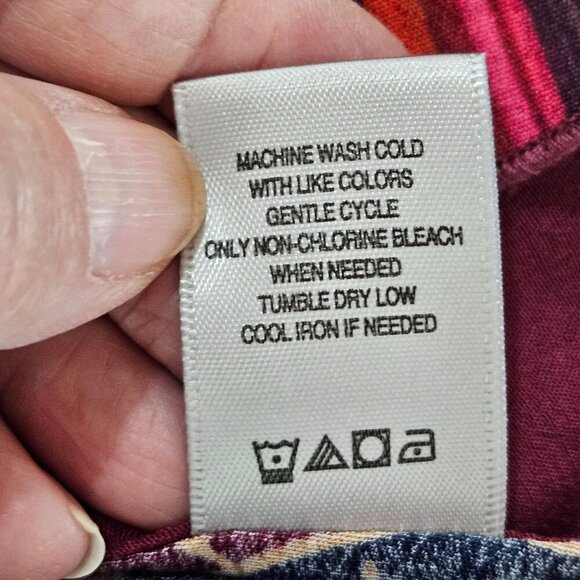 John Mark Top Large Boho Embroidered Floral Burgundy Artsy - Picture 11 of 12